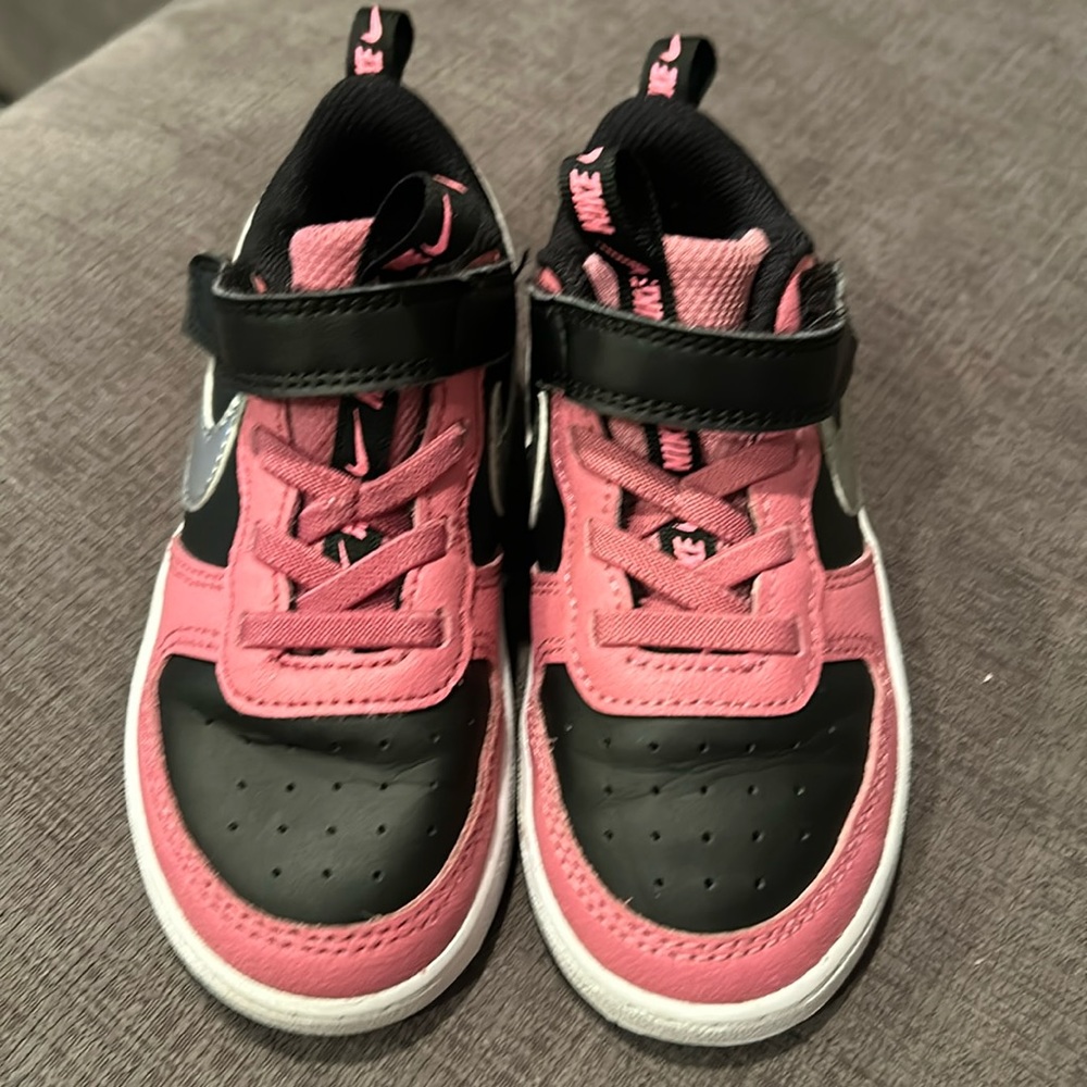 Nike Court Borough - Low 2 SE TD - Black/Pink - CT3963-600- Size 9C
